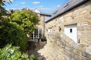 Front external- click for photo gallery